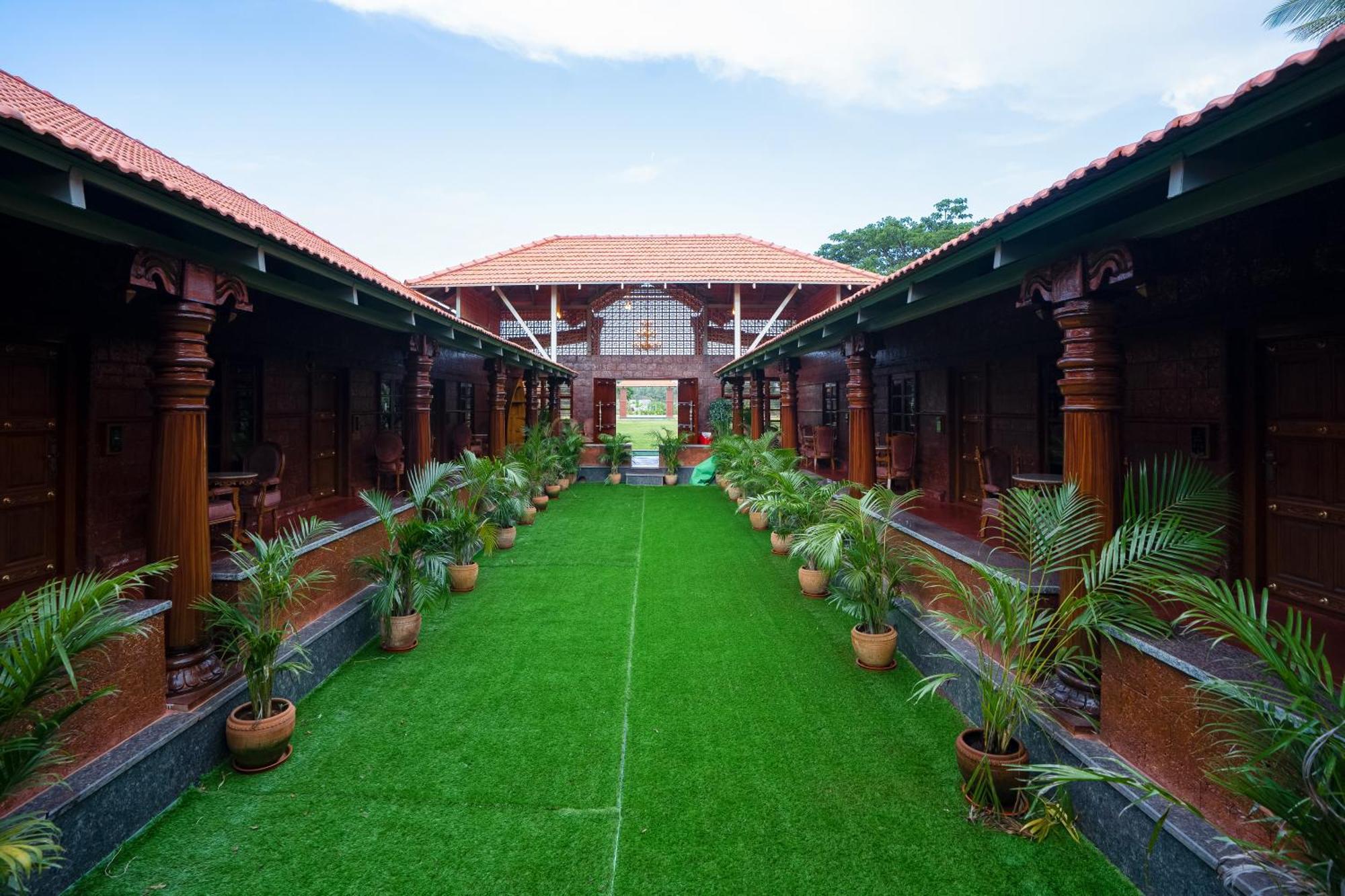 Tropical Villages Chāmundi Kültér fotó