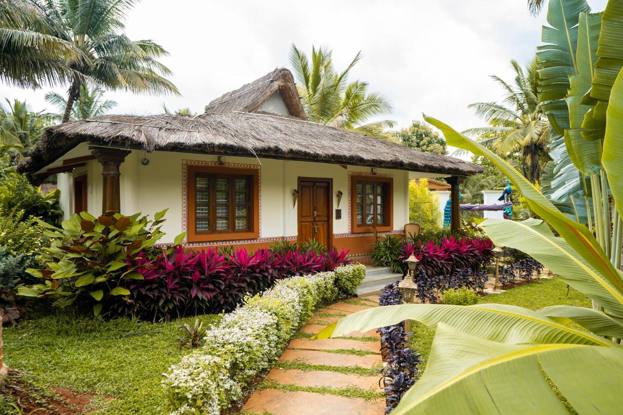 Tropical Villages Chāmundi Kültér fotó